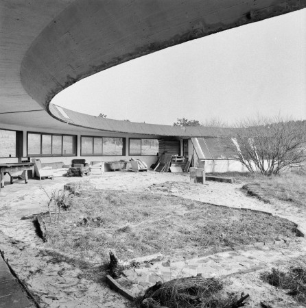 HVB FO 00045  Lighal bij v.m. Koloniehuis voor Jong Nederland