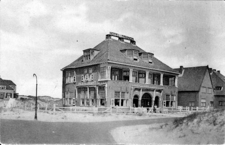 HVB FO 00066Hotel Trianon, Bergen aan Zee