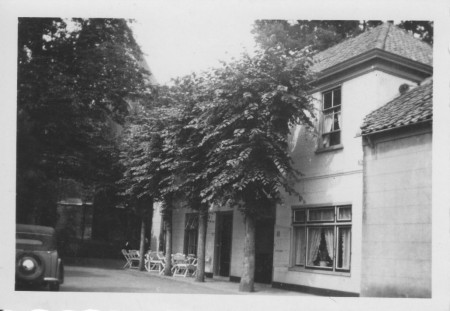 HVB FO 00401  De Rustende Jager aan de Karel de Grotelaan, omstreeks 1960
