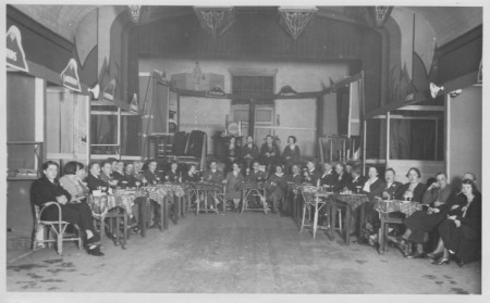 HVB FO 00410   Bergense middenstanders in de Rustende Jager, 1933