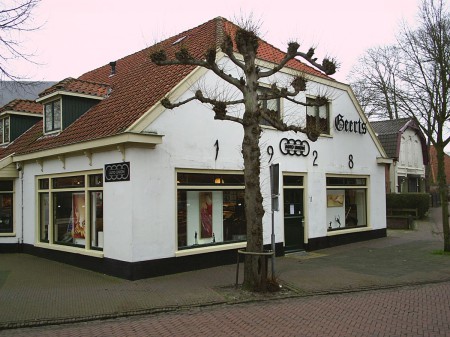 HVB FO 00469  Auto Union Museum (v.h. winkel van Geerts), Ruïnelaan, 2006