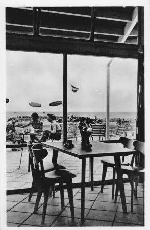 HVB FO 00472  Café De Spin