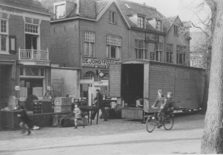 HVB FO 00529  Evacuatie van familie De Lang, Breelaan 11,  1943