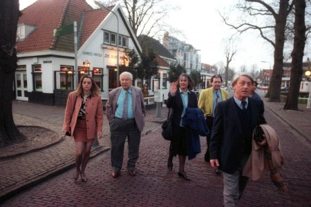 HVB FO 00700  Peter Ustinov, Michael Valeton en anderen