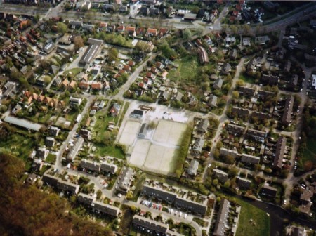 HVB FO 00727  Tennispark De Bedriegertjes e.o. (luchtfoto)