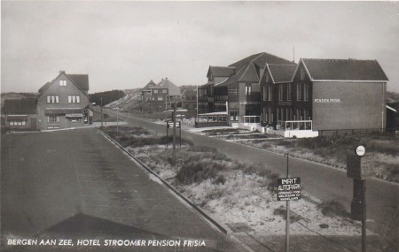 HVB FO 00932 Zeeweg met hotel Stroomer en pensions Frisia en Aurora
