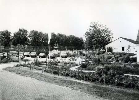 HVB FO 00998  Tennispark De Bedriegertjes met parkeerterrein