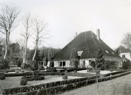 HVB FO 01006  Woonboerderij Duinhoeve aan de Breelaan 73