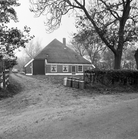 HVB FO 01019  Boerderij van Kuijs, Baakmeerdijk 7