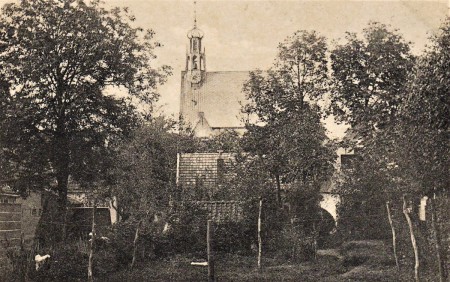 HVB FO 01028  Ruïnekerk gezien vanaf Dorpsstraat