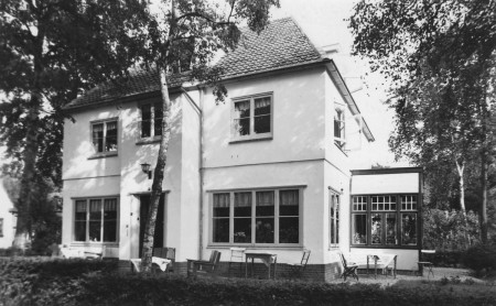 HVB FO 01044  Pension Zee-Bergen, Wilhelminalaan 11