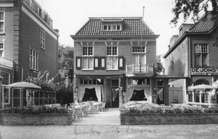 HVB FO 01100  Hotel Spoorzicht, Breelaan, poststempel 1948