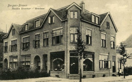 HVB FO 01120  Pension Stroomer, hoek Breelaan-Stationsstraat