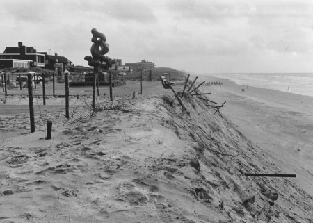 HVB FO 01203  Duinafslag bij de Boulevard na voorjaarsstorm 1989c