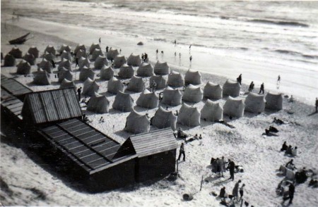 HVB FO 01225  Strand Bergen aan Zee, zomer 1946