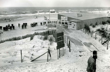 HVB FO 01263  Strandafgang tegenover de Patijnweg