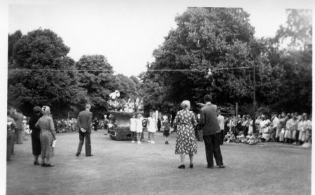 HVB FO 00145  Bloemencorso